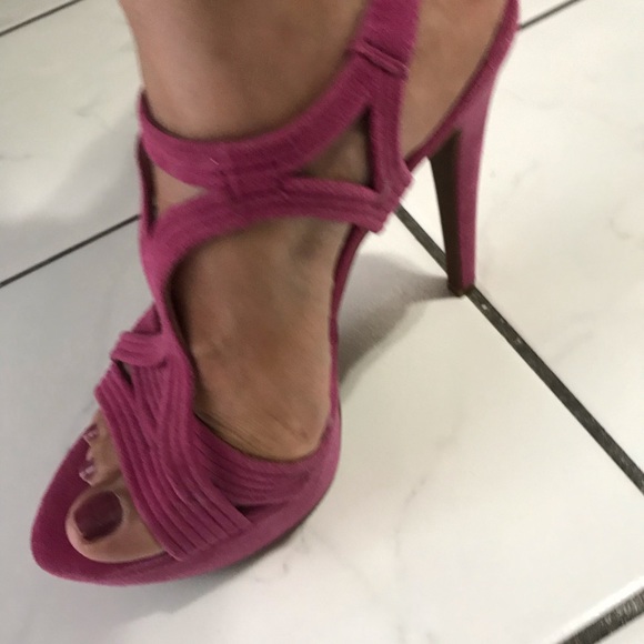 Jessica Simpson Strap Heels - Picture 6 of 6